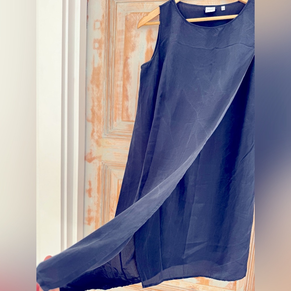 ASPESI timeless navy silk midi dress. Size 44.